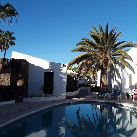 Holiday home Sonniges Ferienhaus Mit Grill, Garten Und Pool *